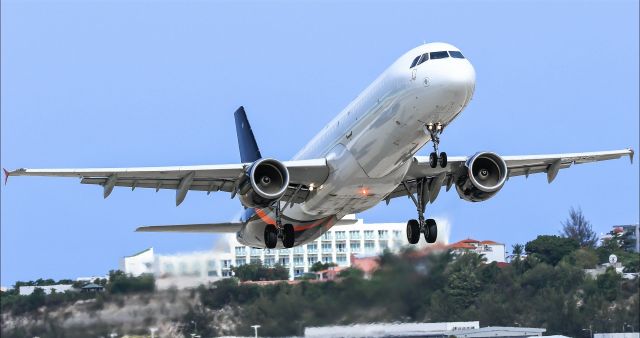 Airbus A321 (G-DHJH) - Newly acquired to the TITAN cargo fleet and flying for Amerijet getting your cargo from Miami to St Maarten. Titan Airbus A321 G-DHJH departing to Miami 13/07/2021