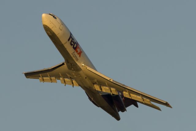 Boeing 727-100 (N205FE)