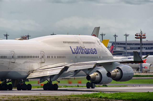 Boeing 747-400 (D-ABVO)