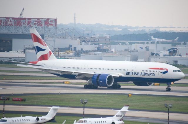 Boeing 777-200 (G-VIIH)