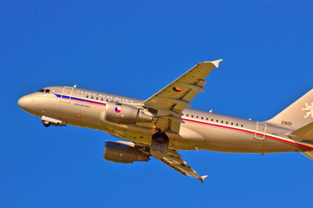 Airbus A319 (N2801) - Czech Air Force