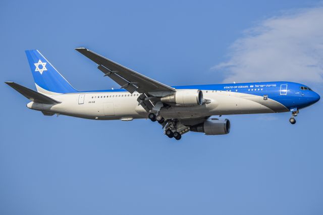 BOEING 767-300 (4X-ISR)