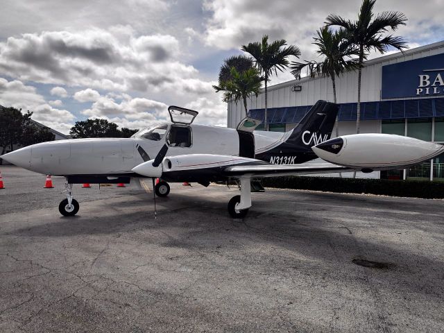 Cessna 402 (N3131K) - Ready for departure at Banyan Air Service.