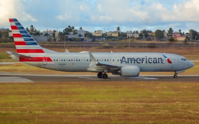 Boeing 737 MAX 8 (N316RK)