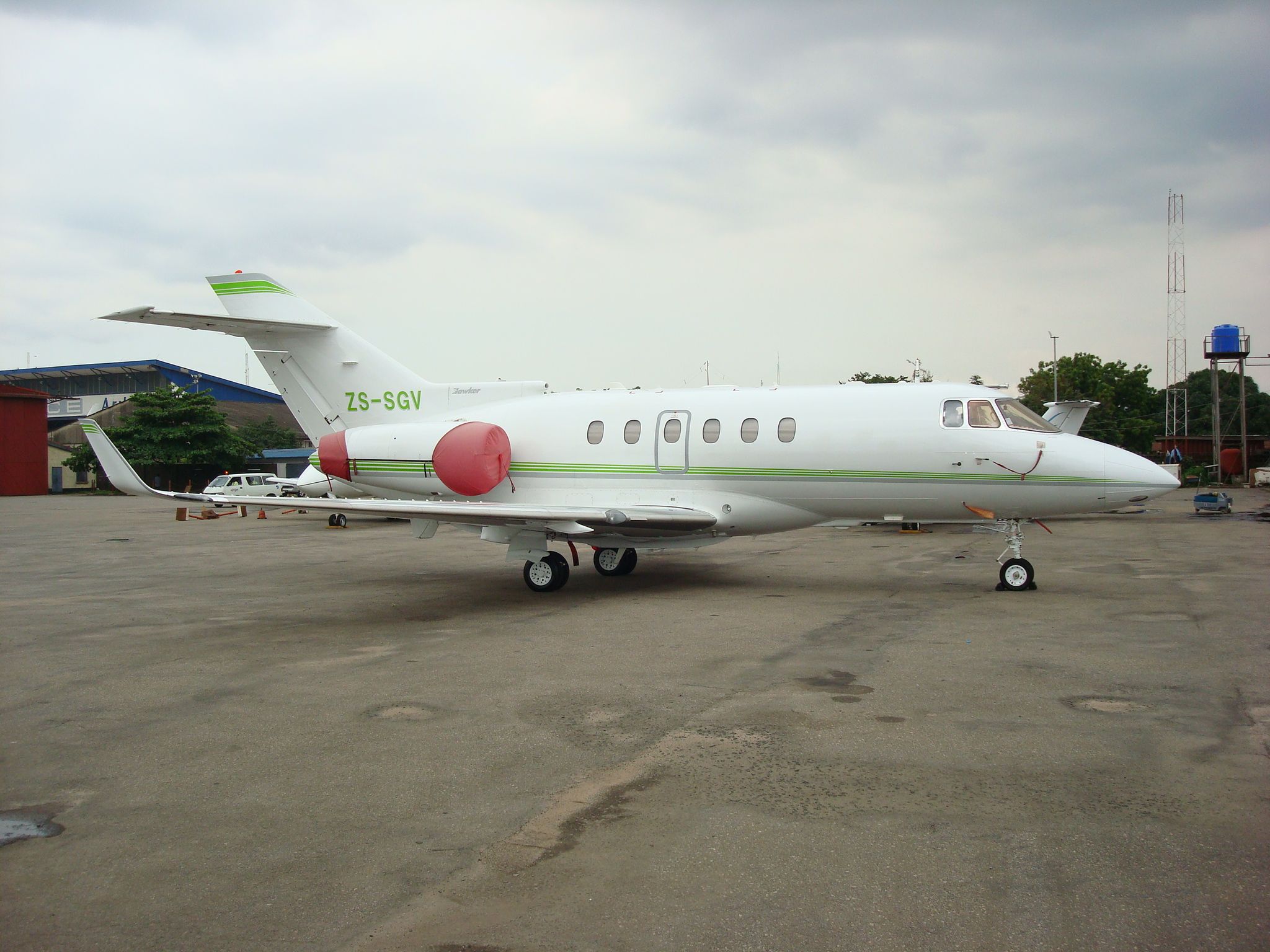 Hawker 800 (ZS-SGV)