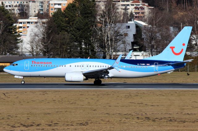 Boeing 737-800 (G-TAWH)