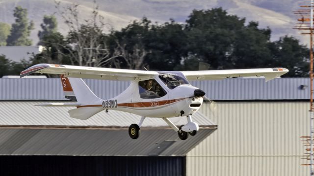 FLIGHT DESIGN CT (N89WD) - Flight Design CTSW at Livermore Municipal Airport, December 2022