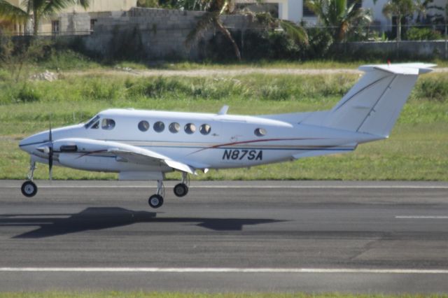 Beechcraft Super King Air 200 (N87SA)