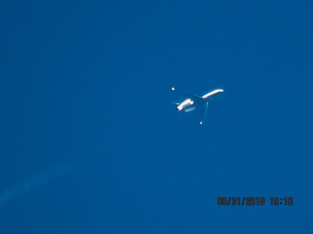 Bombardier Global 5000 (N74DH)