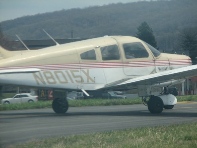 Piper Cherokee (N8015X) - Piper Warrior