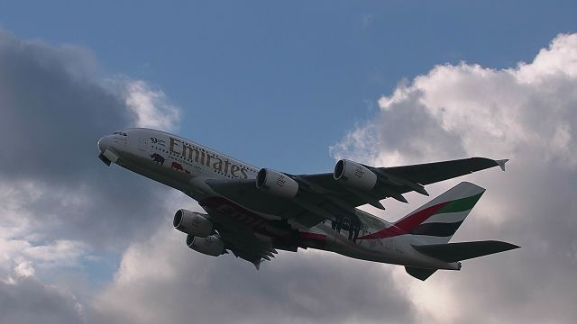 Airbus A380-800 (A6-EER) - just takeoff to DXB