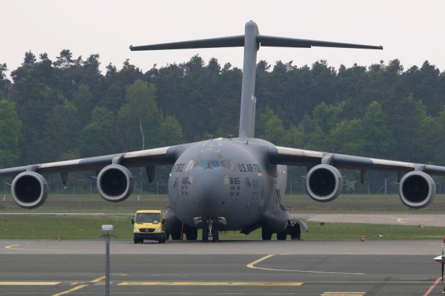 Boeing Globemaster III (06-6165)