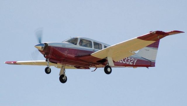 Piper Turbo Arrow 4 (N8332Y)