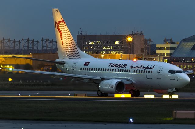 BOEING 737-600 (TS-IOP) - the hour between day and night