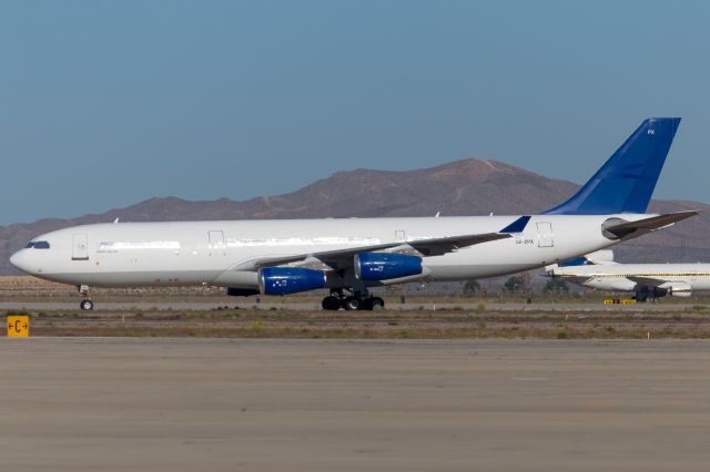 Airbus A340-200 (LV-ZPX) - 30.04.2017