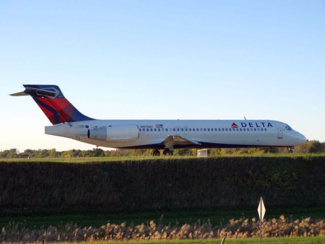 Boeing 717-200 (N919AT)