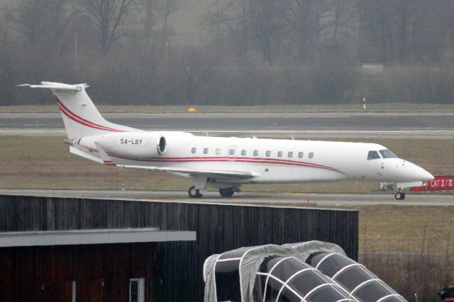 Embraer Legacy 600/650 (5A-LBY) - Taxiing to the Whiskey ramp on 20-Jan-25 on a two-day visit from HLLM.