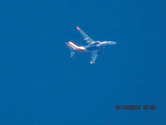 Boeing 737-700 (N7826B)