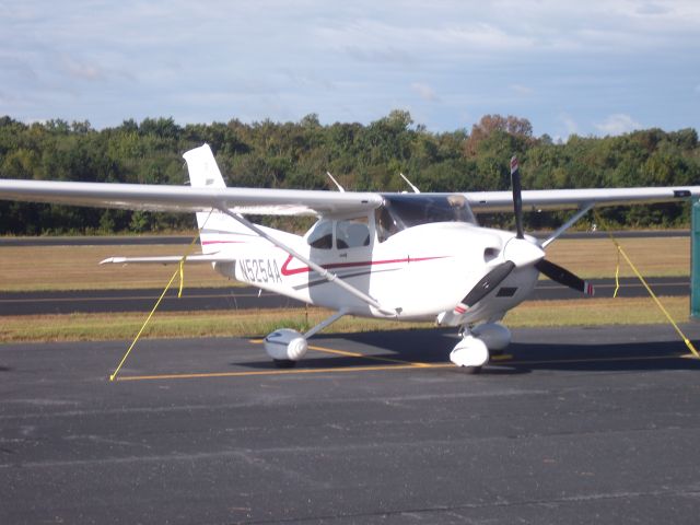 Cessna Skylane (N5254A) - C182 at Falcon Field for the 09 air show.