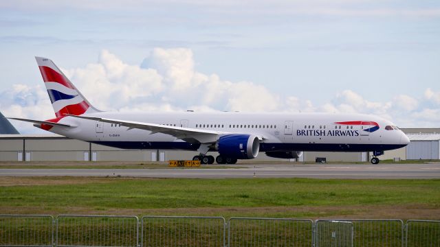 Boeing 787-9 Dreamliner (G-ZBKR) - BOE378 taxis to Rwy 34L prior to a C1 flight on 3.20.18. (ln 682 / cn 60627).