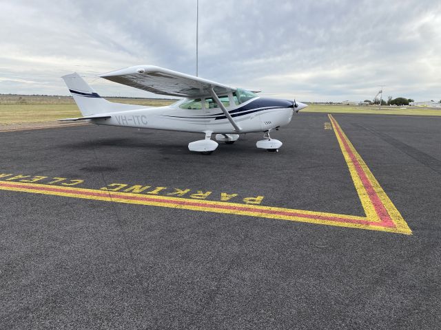 Cessna Skylane (VH-ITC)