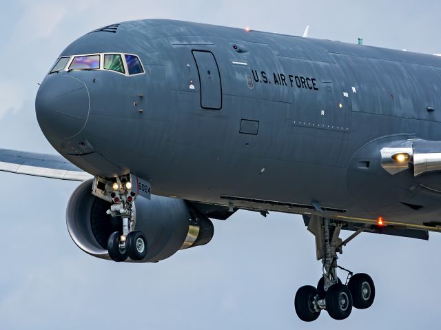 Boeing KC-46 Pegasus (17-4604) - LUCKY31 Heavy, a USAF/Boeing KC-46 Pegasus, returning to KGSB on 8 May 2024.