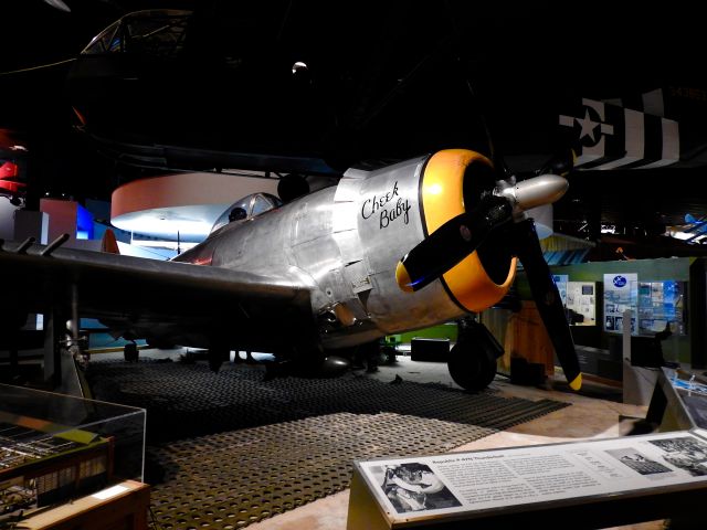 REPUBLIC Thunderbolt (4489444)