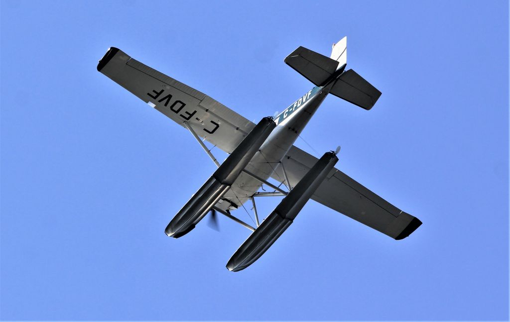 C-FDVF — - C-FDVF Cessna 180 H Air Tamarac Inc on vol au dessus de Lavaltrie QC. le 04-06-2021 à 17:36