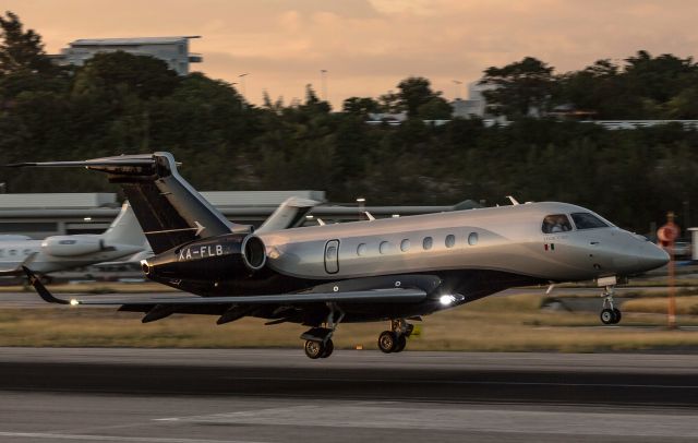 Embraer Legacy 550 (XA-FLB)