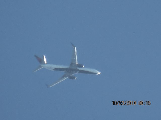Boeing 737-900 (N871DN)