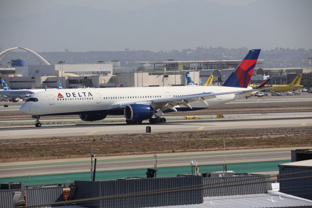 Airbus A350-900 (N515DN)