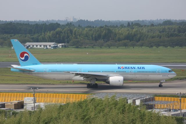 Boeing 777-200 (HL7766)