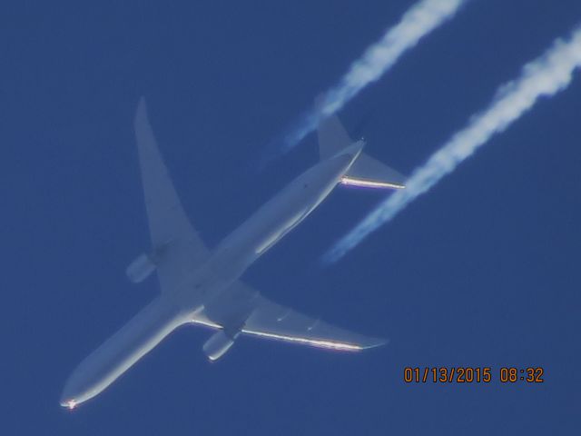 BOEING 767-400 (N77066) - United Airlines flight 14 from Honolulu to New York over Baxter Springs Kansas (78Ks) at 35,000 feet.