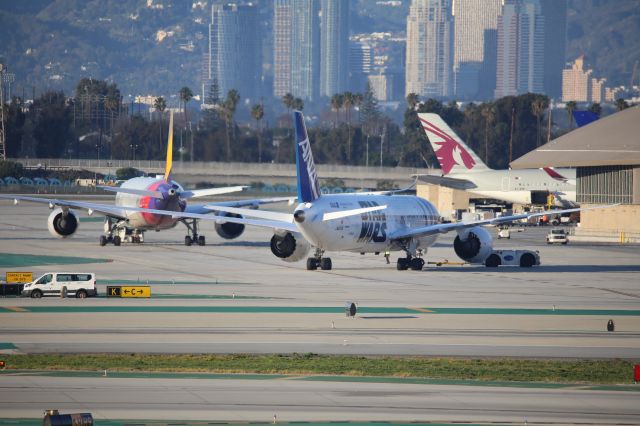 Boeing 787-9 Dreamliner (JA873A)
