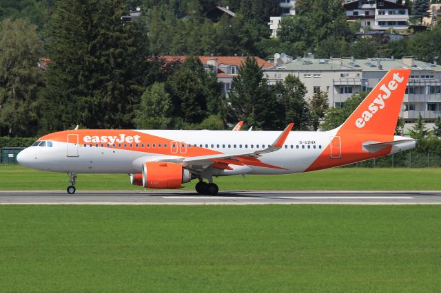 Airbus A320neo (G-UZHX)