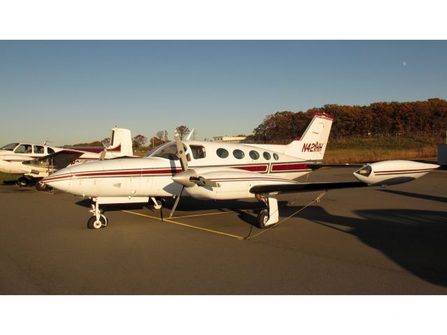 Cessna 421 (N421HH) - Pressurized, geared 375HP engines.