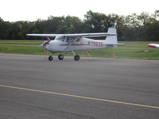 Cessna Commuter (N7962E)