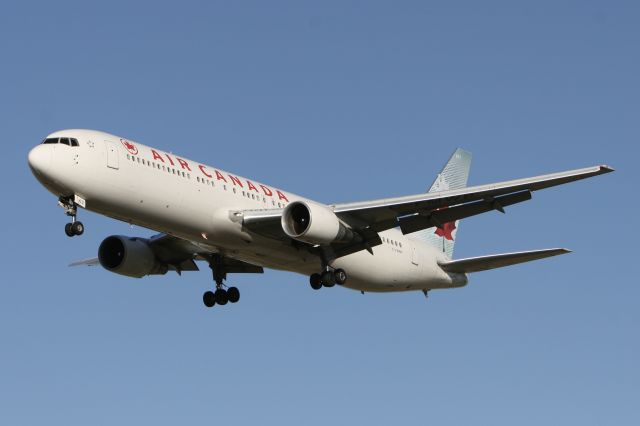 BOEING 767-300 (C-FMWP) - August 17, 2007 - arrived Toronto