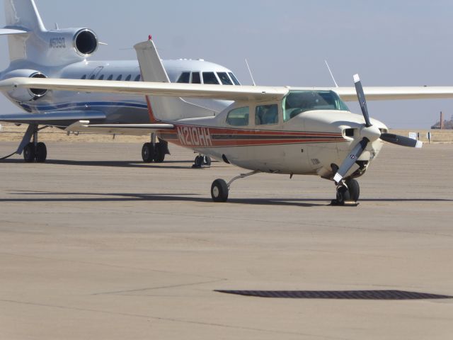 Cessna Centurion (N210HH)