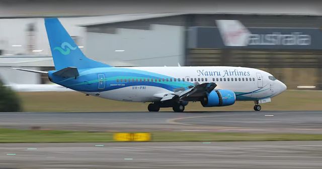 BOEING 737-300 (VH-PNI) - Nauru Airlines B737-36N cn28555 feb 25