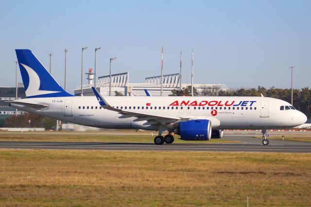 TC-LUL — - An AnadoluJet A320neo taking off from Frankfurt Airport.br /br /Location: Viewpoint "West Runway"/Aussichtspunkt "Startbahn West".br /Date: 13.02.23 (dd/mm/yy).