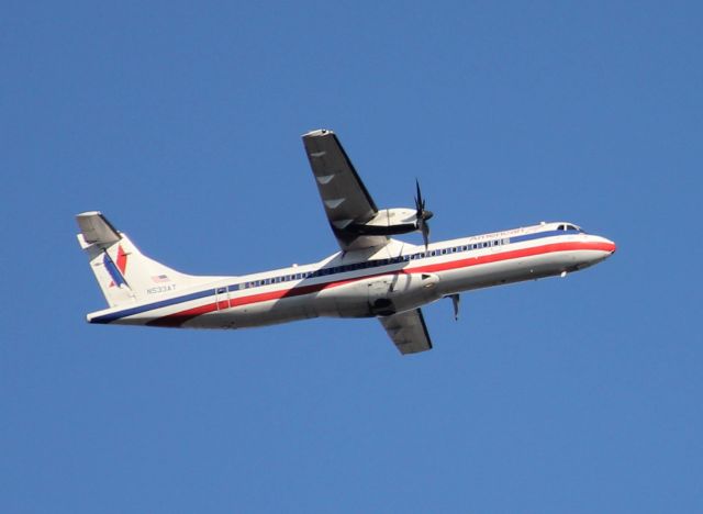 N533AT — - ATR-72 Take Off From KJLN