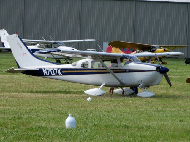 Cessna 205 (N707K)