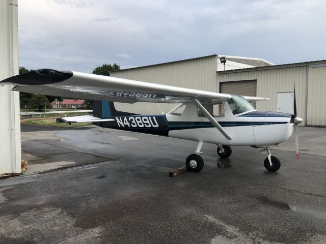 Cessna Commuter (N4389U) - After a wash. 