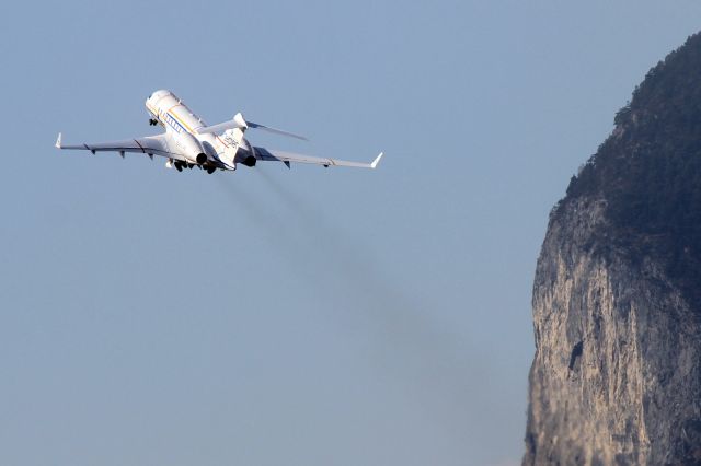 Bombardier Global 5000 (OE-LPZ)