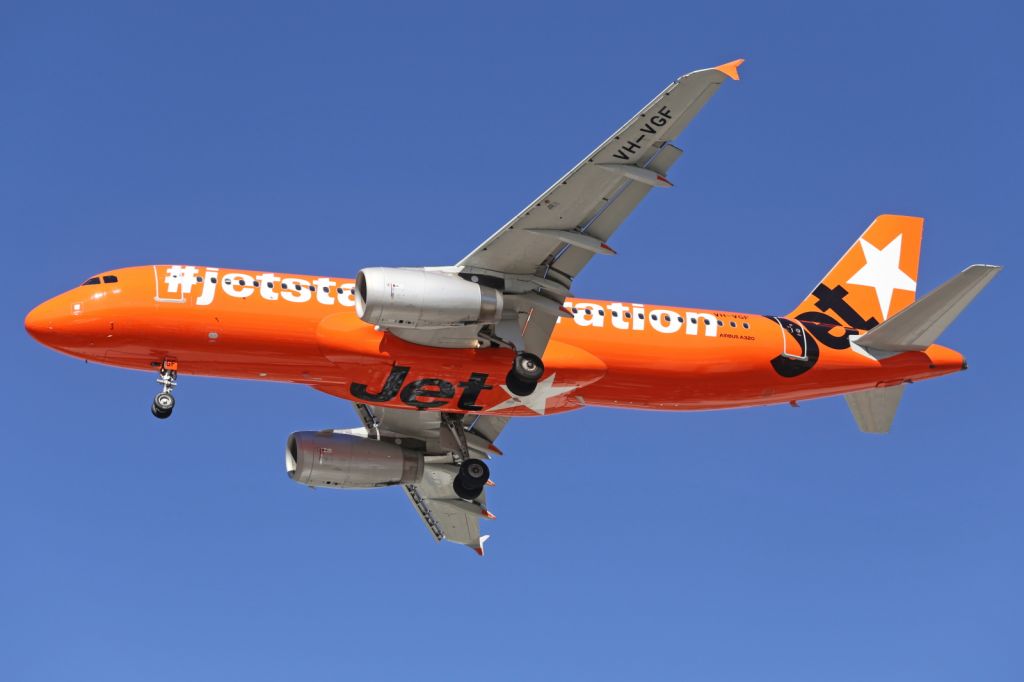 — — - Jetstar A320 sporting a modified livery, or is it Easy Jet?