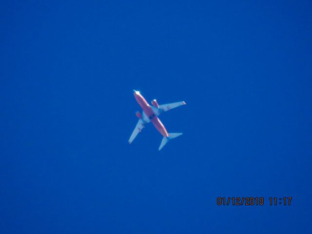 Boeing 737-700 (N7728D)