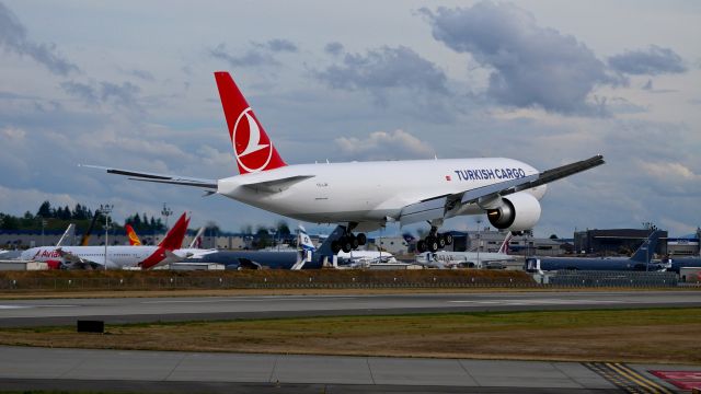 Boeing 777-200 (TC-LJN) - BOE233 on final to Rwy 16R to complete a B1 flight on 9.14.18. (ln 1573 / cn 65742).