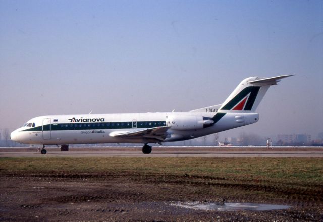 Fokker 70 (I-REJU)