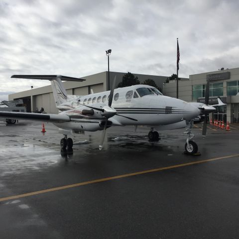 Beechcraft Super King Air 350 (N708DC)